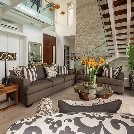 Luxury Hillside Estate At Nativa Resort
